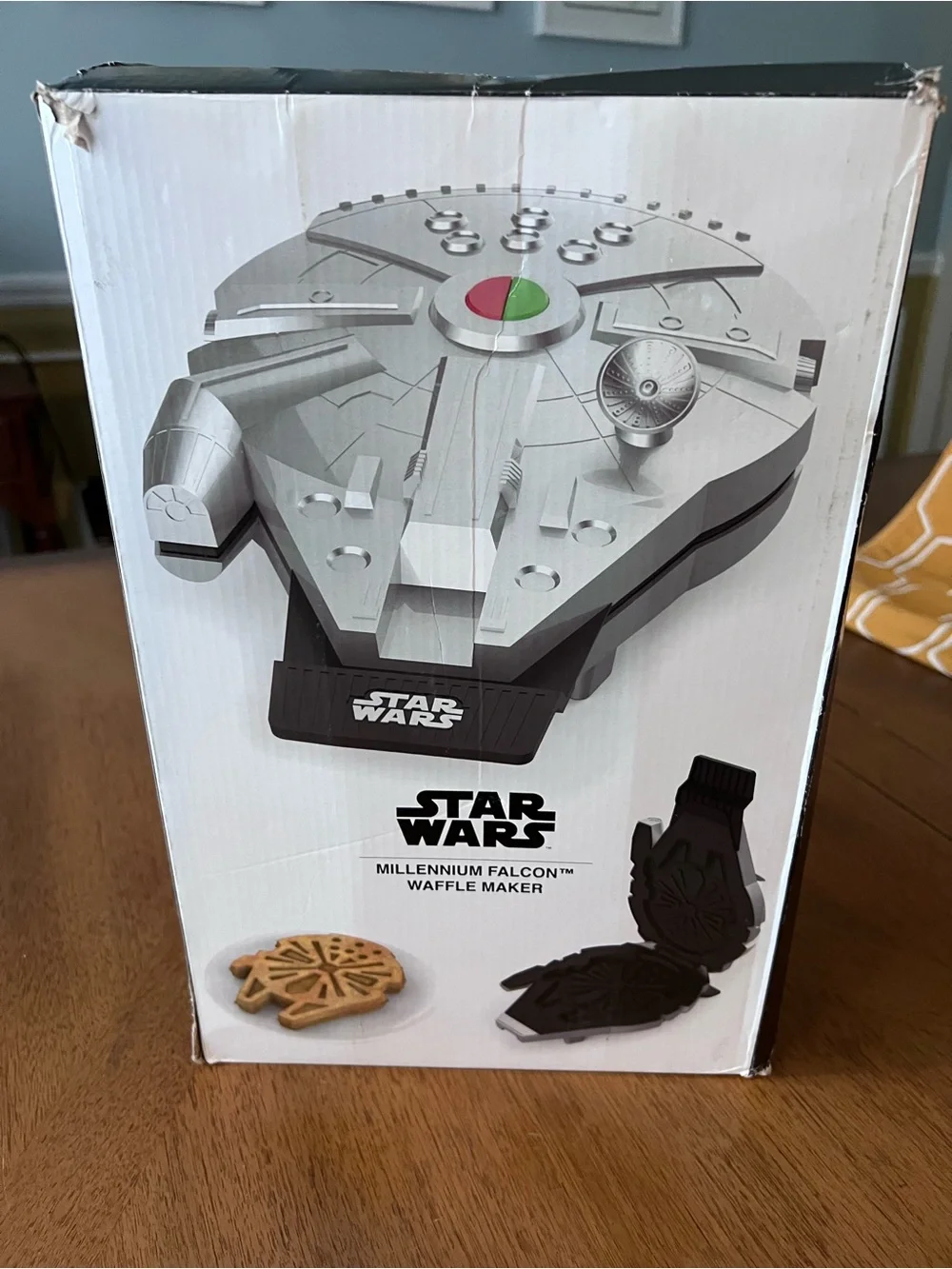 Star Wars Millennium Falcon Themed Waffle Maker - Black and Silver